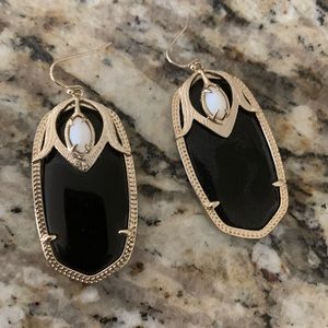 Like New Kendra Scott Earrings
